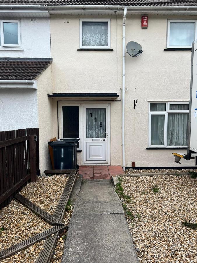 Shared House In Chakeshill Drive Hotel Bristol Bagian luar foto