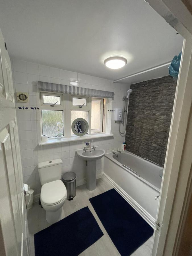Shared House In Chakeshill Drive Hotel Bristol Bagian luar foto