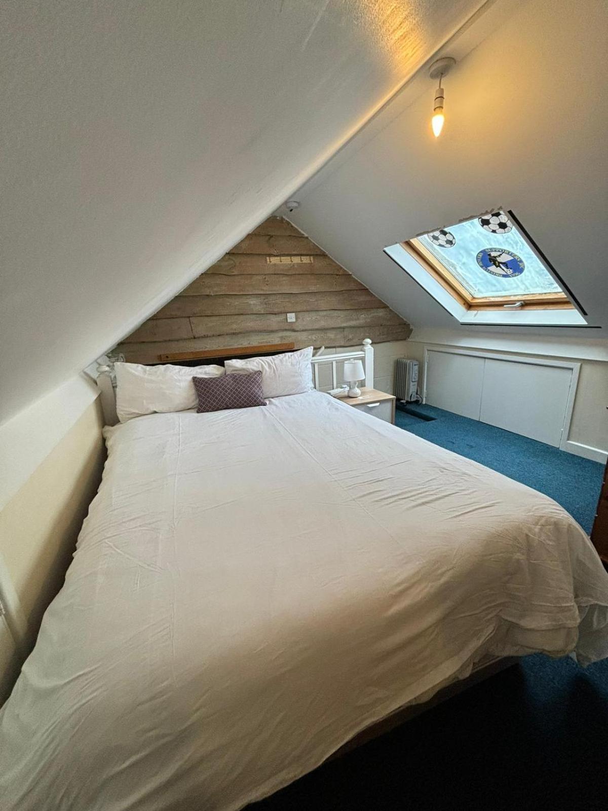 Shared House In Chakeshill Drive Hotel Bristol Bagian luar foto